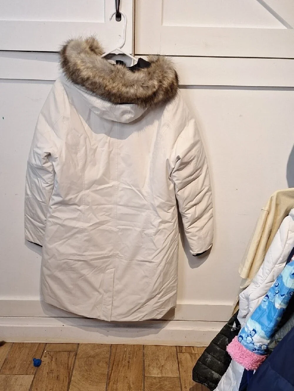 Eddie Bauer Off-White Insulated Parka with Faux Fur Hood